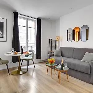 156 Marlene - Superbe A Paris. Appartamento Parigi