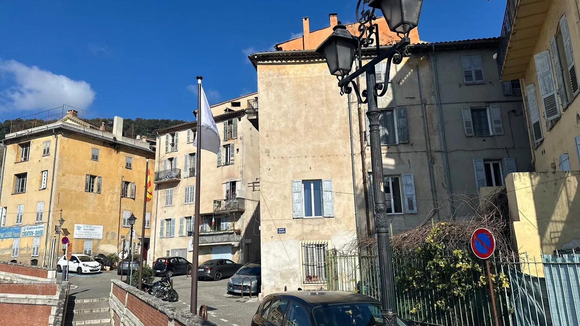 Joli 2 pièces vue mer centre historique de Grasse Appartamento